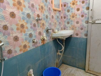 radheshyam hotel old digha