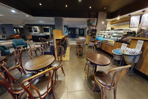 village hotel leeds north