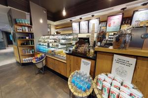 village hotel leeds north