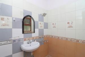 hari villa residency noida indoor stadium