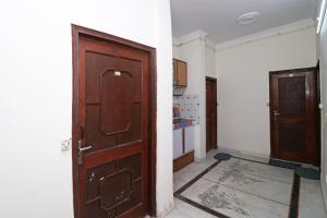 hari villa residency noida indoor stadium