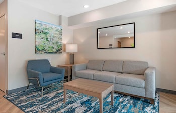 Extended Stay America Select Suites - Wildwood - The Villages,,2 star