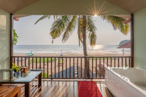goa beach villa
