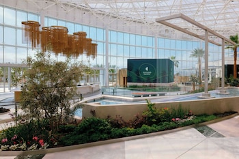 Gaylord Pacific Resort & Convention Center,,4 star