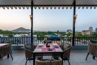 sita royal lakside chalet