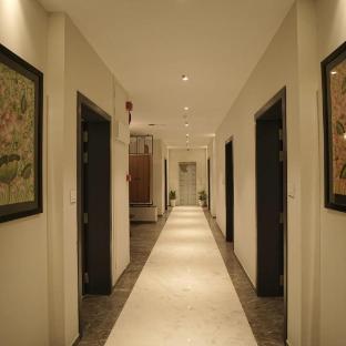 sita royal lakside chalet