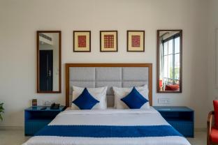 sita royal lakside chalet