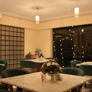 sita royal lakside chalet