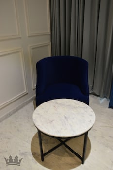 sita royal lakside chalet