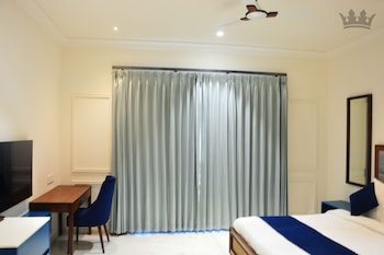 sita royal lakside chalet