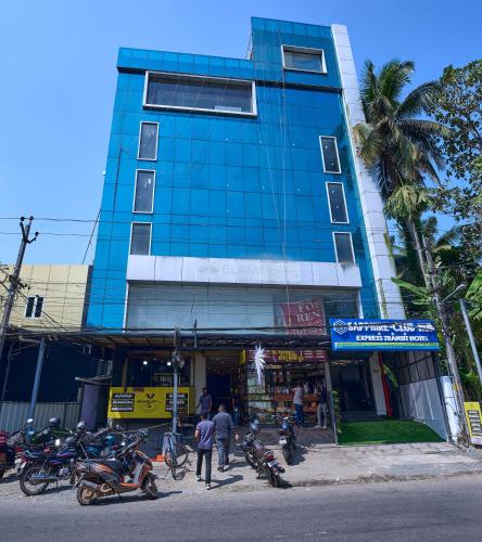 Sapphire Club Hub,,3 star