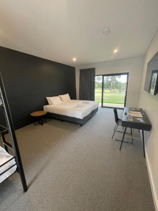harden country club motel