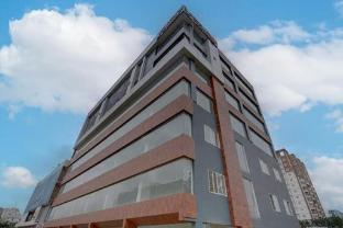 hotel tree suites next airport inn