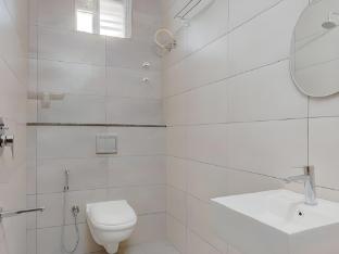 hotel tree suites next airport inn