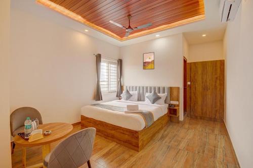 Hotel Tree Suites Next Airport Inn,,3 star