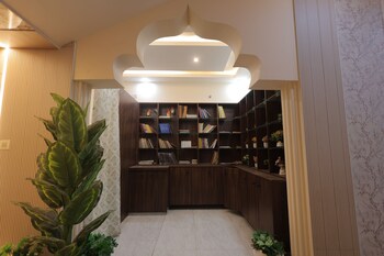 hotel mango tree vrindavan