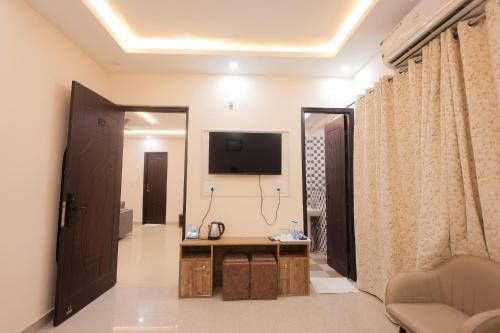 hotel mango tree vrindavan