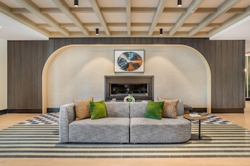 Cambria Hotel Templeton - Paso Robles,1000 Las Tablas Road,3 star