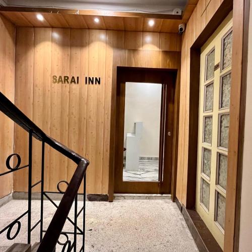 Sarai Inn,,3 star