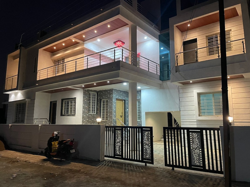 shri swami samarth home stay