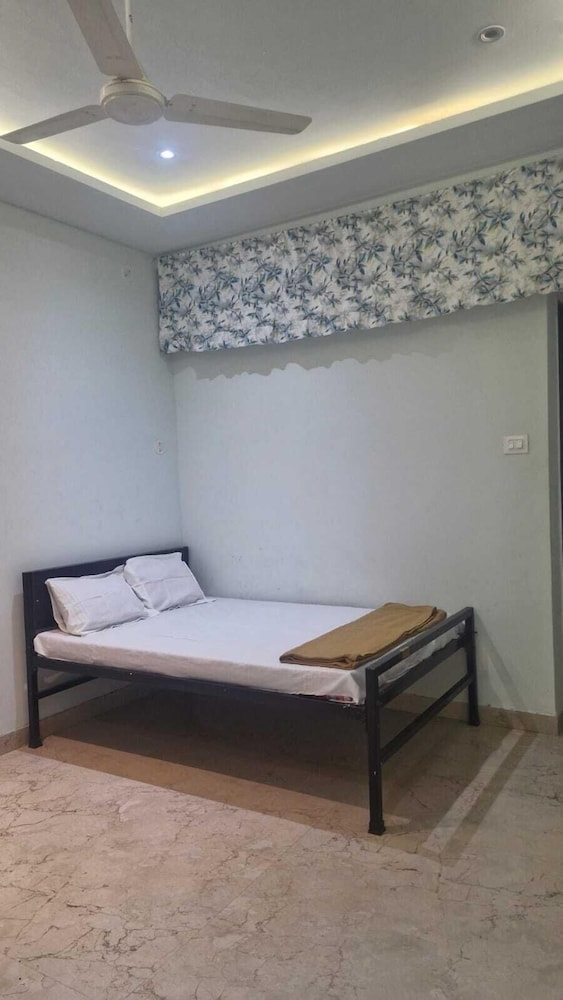 shri swami samarth home stay