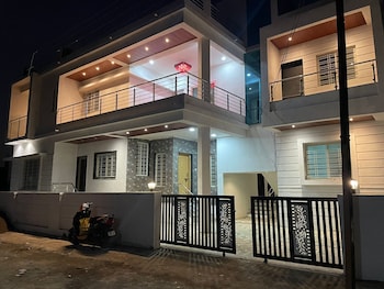 shri swami samarth home stay