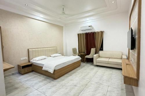 hotel rann front