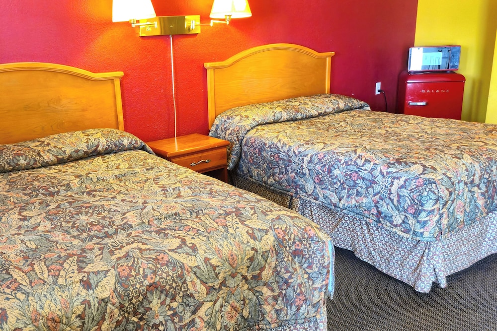 relax inn by oyo sulphur hwy 90