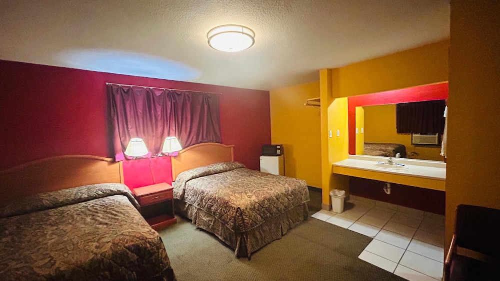 relax inn by oyo sulphur hwy 90