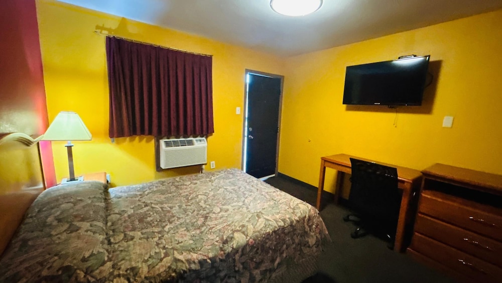 relax inn by oyo sulphur hwy 90