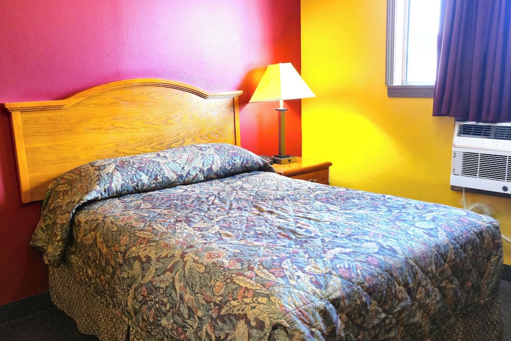 relax inn by oyo sulphur hwy 90