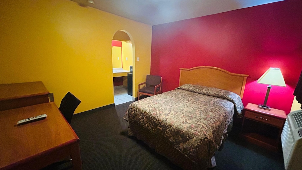 relax inn by oyo sulphur hwy 90