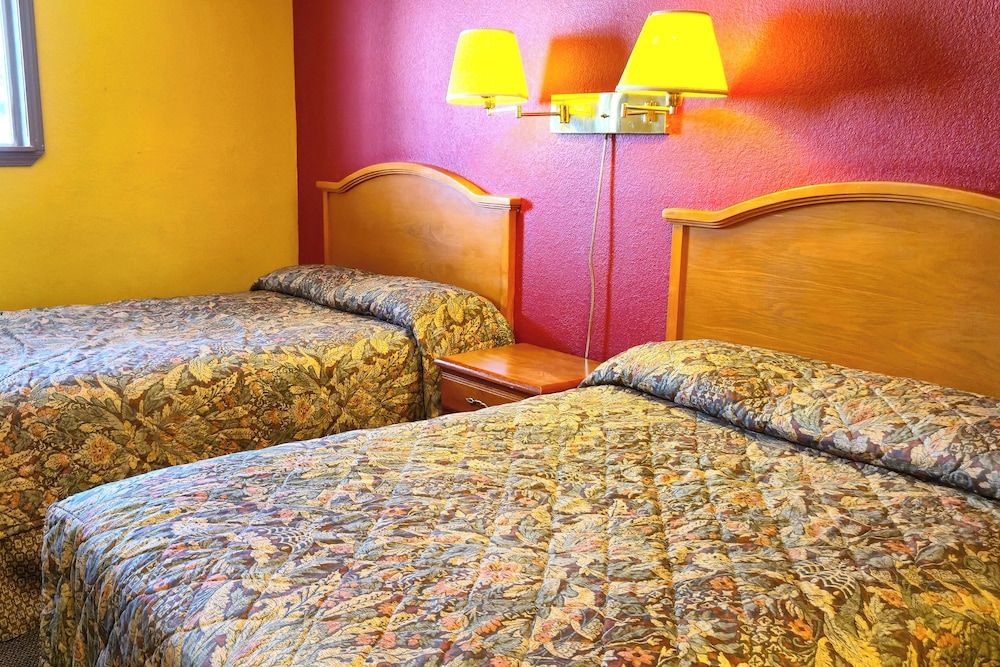 relax inn by oyo sulphur hwy 90