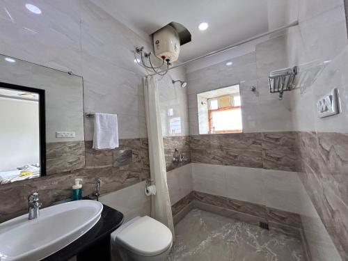 bluo lake view newtown boutique hotel