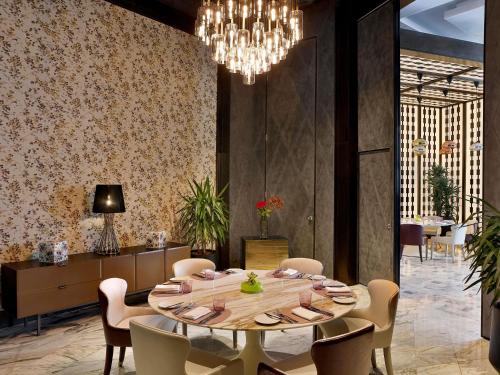 sofitel riyadh hotel and convention centre