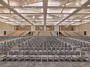 sofitel riyadh hotel and convention centre