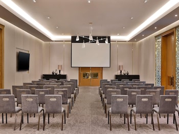 sofitel riyadh hotel and convention centre