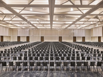 sofitel riyadh hotel and convention centre