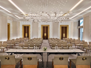 sofitel riyadh hotel and convention centre