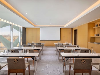 sofitel riyadh hotel and convention centre