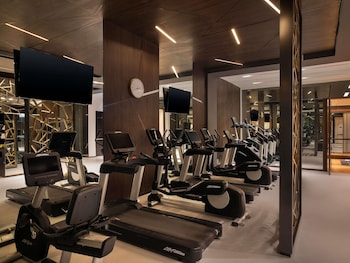 Sofitel Riyadh Hotel & Convention Centre,,5 star