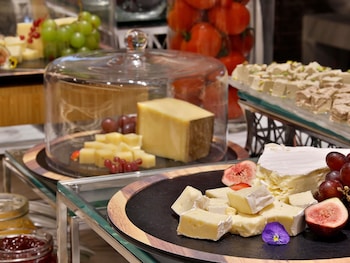 sofitel riyadh hotel and convention centre