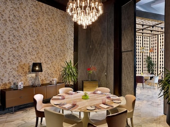 sofitel riyadh hotel and convention centre