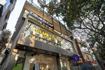 Olive Sanjay Nagar By Embassy Group,,2 star