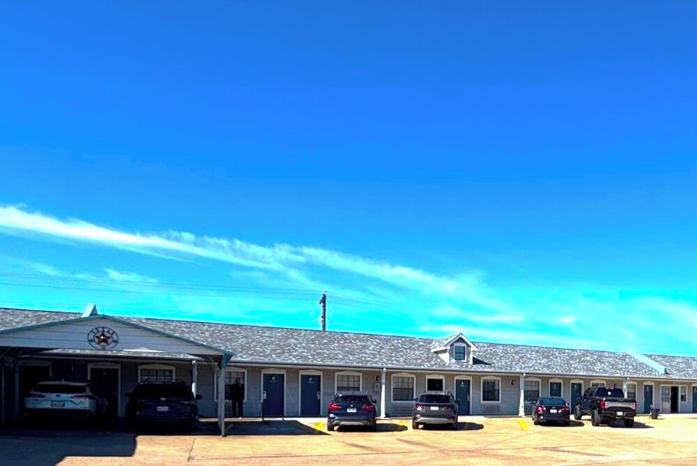 victorian inns by oyo whitesboro u s hwy 82
