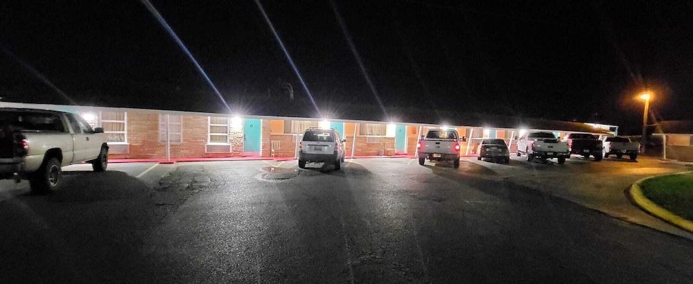 gulfway motel by oyo near airport i 37