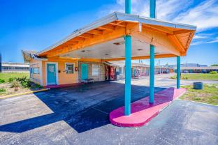 gulfway motel by oyo near airport i 37