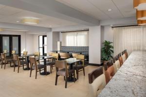 Hampton Inn Lenoir City,Caryville>>Alcoa,3 star