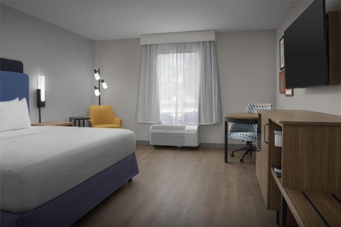 hampton inn lenoir city