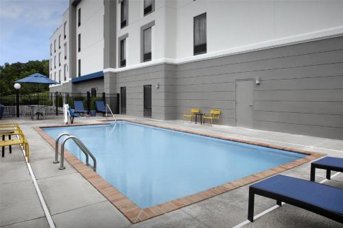 hampton inn lenoir city